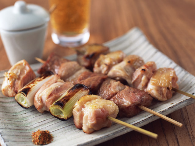 http://www.gnavi.co.jp/en/img/ph-kcu-yakitori1.jpg