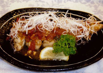 鶏フィレステーキトマトソース