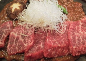 茨城県ひたちなか市の和牛を使った朴葉味噌焼き炭火焼