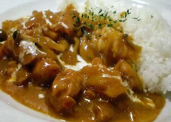 プラチナポーク（白金豚）とフレッシュトマトのストロガノフ風