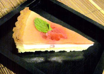梅と紫蘇のレアチーズケーキ