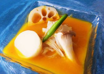 気仙沼産フカヒレと東北野菜とカボチャのポタージュ