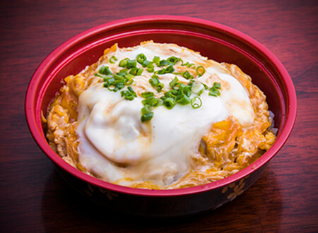 写真：黒豚ミルフィーユかつ丼