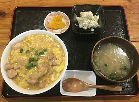 写真：親子丼