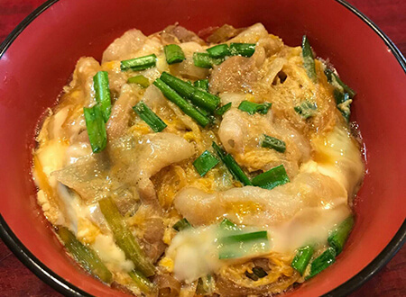 写真：黒豚西郷丼